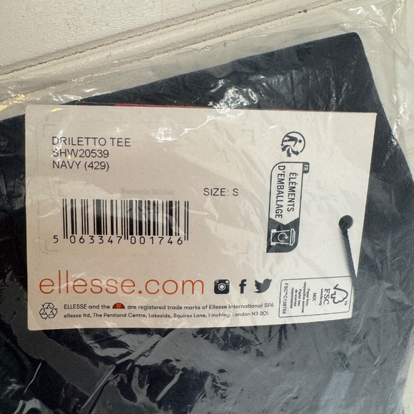 NEW Ellesse Driletto Tee Navy Small - Picture 4 of 8